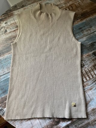 Blusa sin mangas Carolina Herrera Talla L