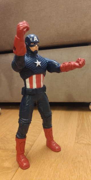 Muñeco Capitán América