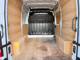 Renault Master 02/2021 L1H2