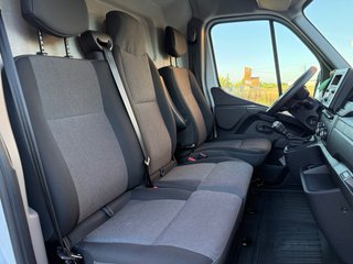 Renault Master 02/2021 L1H2