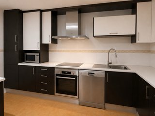 Cocina completa con electrodomésticos