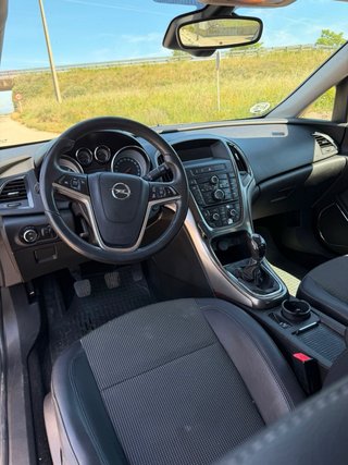 Opel Astra 2010