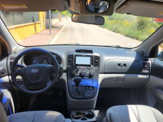 KIA Carnival 2010