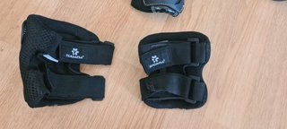 Patines en línea y protecciones para niño