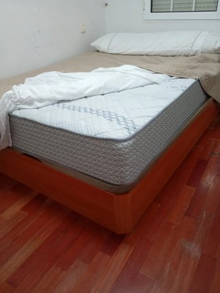 Colchón Viscoelástico y Canapé 135x190 (Nuevo)