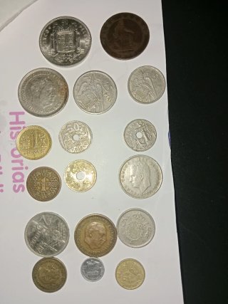 17 Monedas Pesetas España Varias Épocas