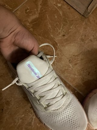 Zapatillas Reebok Blancas y Rosas