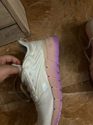 Zapatillas Reebok Blancas y Rosas