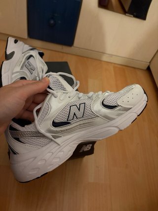 New Balance 530 Bambas Plata y Blanco