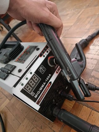 Soldador nuevo con un uso