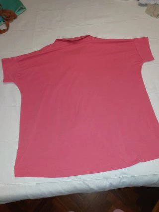 Camiseta rosa Elisa Muresan