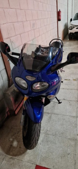 Triumph Sprint ST 955i Azul