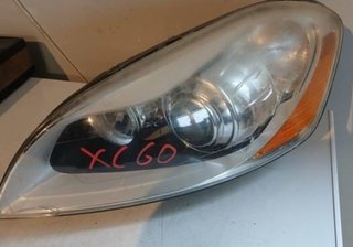 Faro xenón Volvo XC60 2008-2013