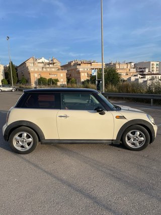 MINI Mini One R56