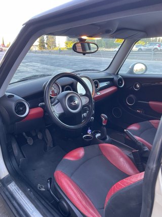 MINI Mini One R56