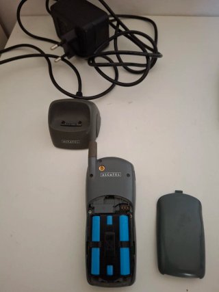 Teléfono Móvil Vintage Alcatel