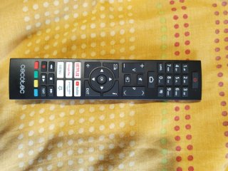 TV LED Cecotec 70"