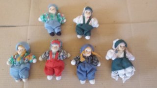 Trece Muñecas de Porcelana Colección son trece