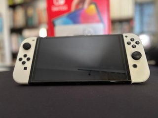 Nintendo Switch OLED + Extras