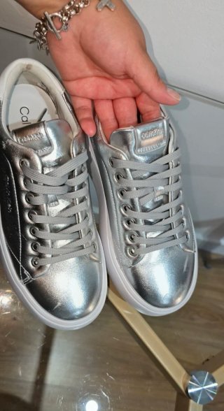 Zapatos plataforma plateados Calvin Klein