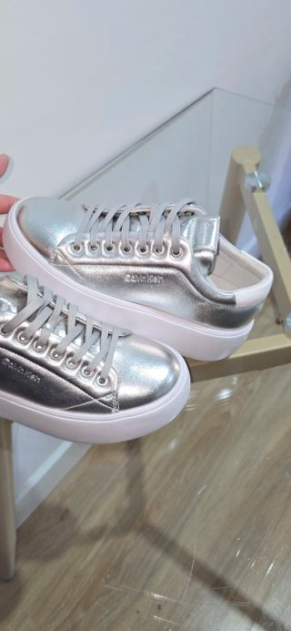 Zapatos plataforma plateados Calvin Klein