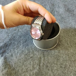 Reloj Casio MTP Rosa y Plateado