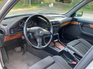 BMW 540i E34