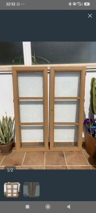 Ventanas antiguas de madera (2 unidades)