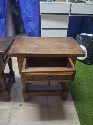 Mesitas de noche de madera (2)