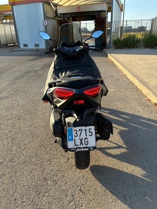 Yamaha XMAX 300 Gris