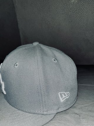 Gorra New Era LA Gris