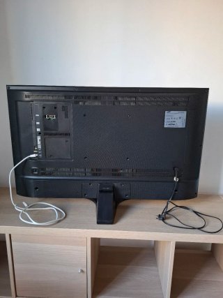 Samsung Smart TV 40 4K UHD + 2 mandos