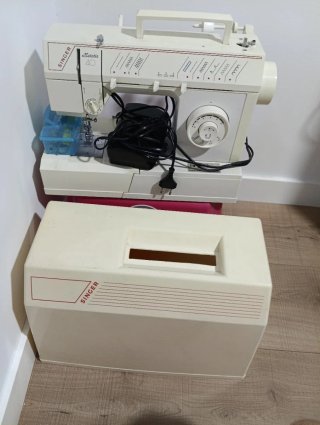 Máquina de coser Singer Melodie 40