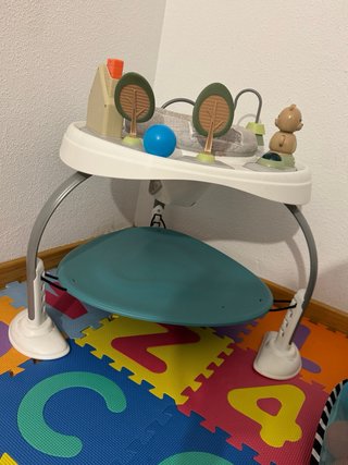 Saltarin para bebé con juguetes
