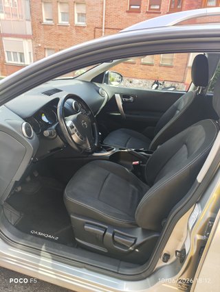 Nissan Qashqai+2 2010