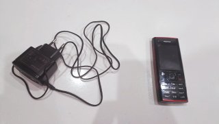 Nokia X2-00 Negro/Rojo con Cargador