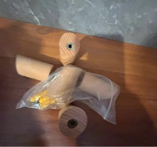 Appendiabiti in legno e plastica