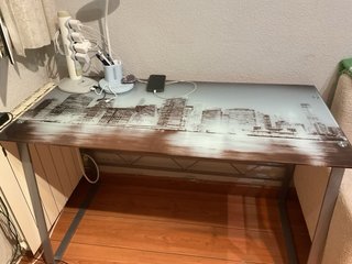 Mesa escritorio cristal diseño ciudad