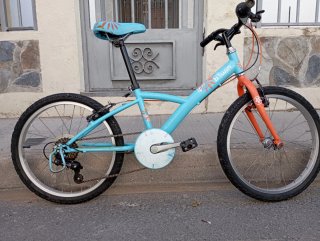 Bicicleta Btwin 20 Azul y Naranja