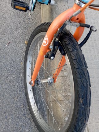 Bicicleta Btwin 20 Azul y Naranja