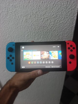 Nintendo Switch Azul y Rojo