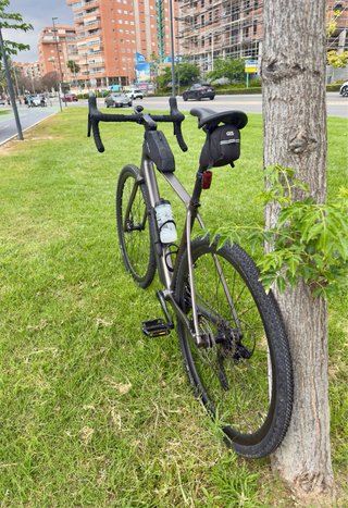 Orbea Avant H40 talla 53 del año 2025 en muy buen
