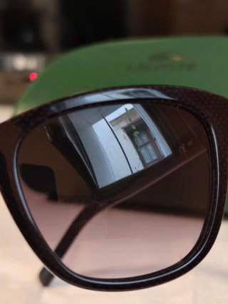 Gafas de sol Lacoste verdes y negras