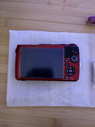 OM SYSTEM TG-7 Cámara Roja