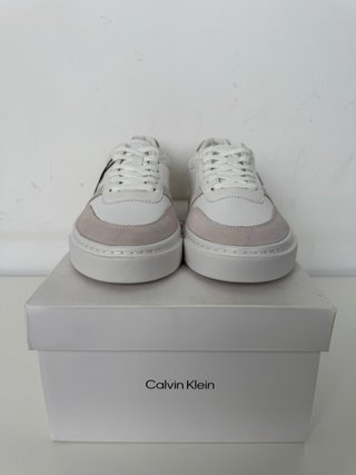 Zapatillas Calvin Klein de piel nuevas. Talla 39