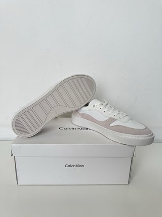 Zapatillas Calvin Klein de piel nuevas. Talla 39