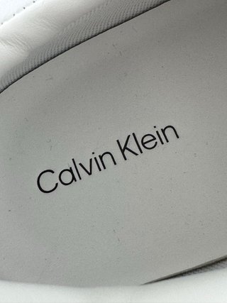 Zapatillas Calvin Klein de piel nuevas. Talla 39