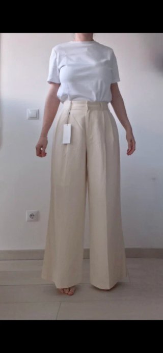 Pantalones Zara color crudo