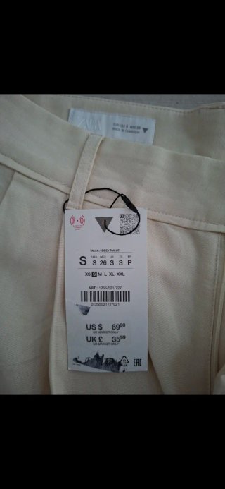 Pantalones Zara color crudo
