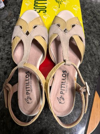 Sandalias Pitillos